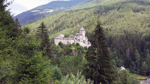 Tures castle